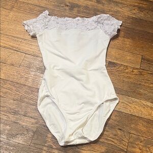 Elegant White Lace Kids Dance Costume